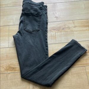 Joe’s Dark Gray Skinny Jeans size 26 W